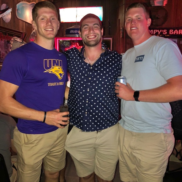 Meet your Posher, Derek - Picture 1 of 1